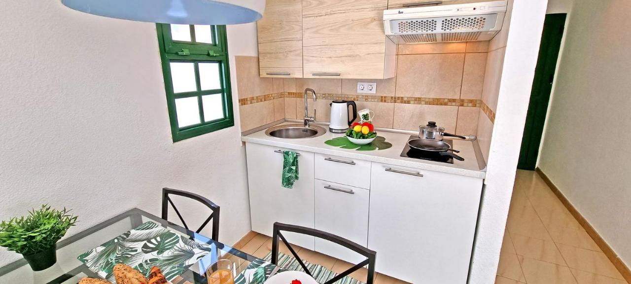 Ferienwohnung Palm Garden - Costa Calma - Pool - Glasfaserinternet Kültér fotó